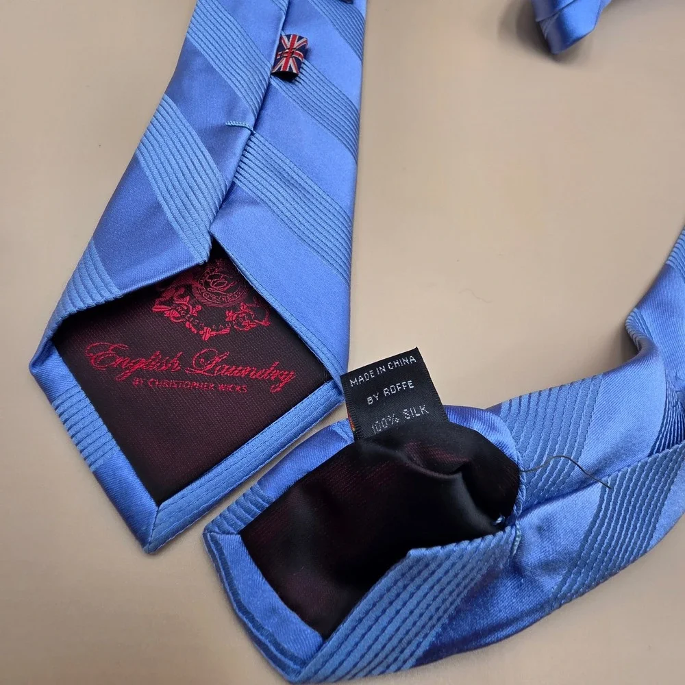 English Laundry Mens Blue Tonal Diagonal Stripe 100% Silk Necktie